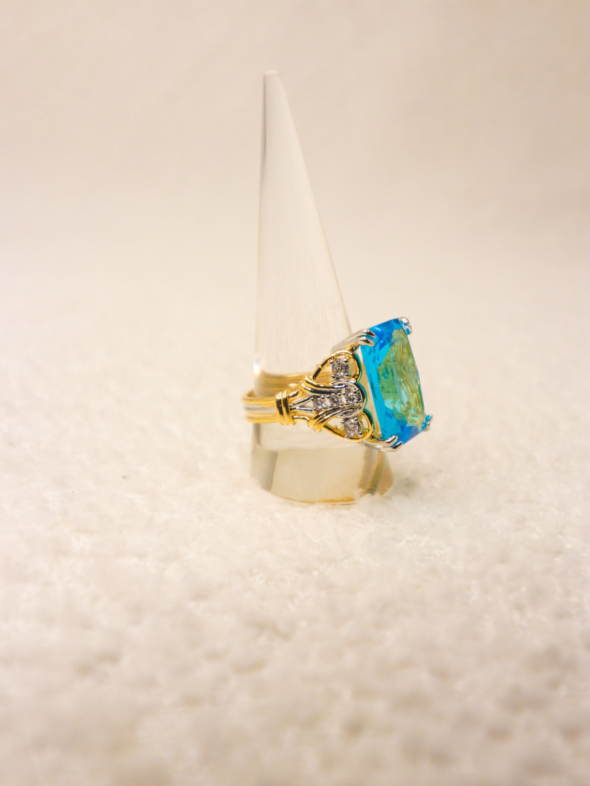 Ocean eye rings