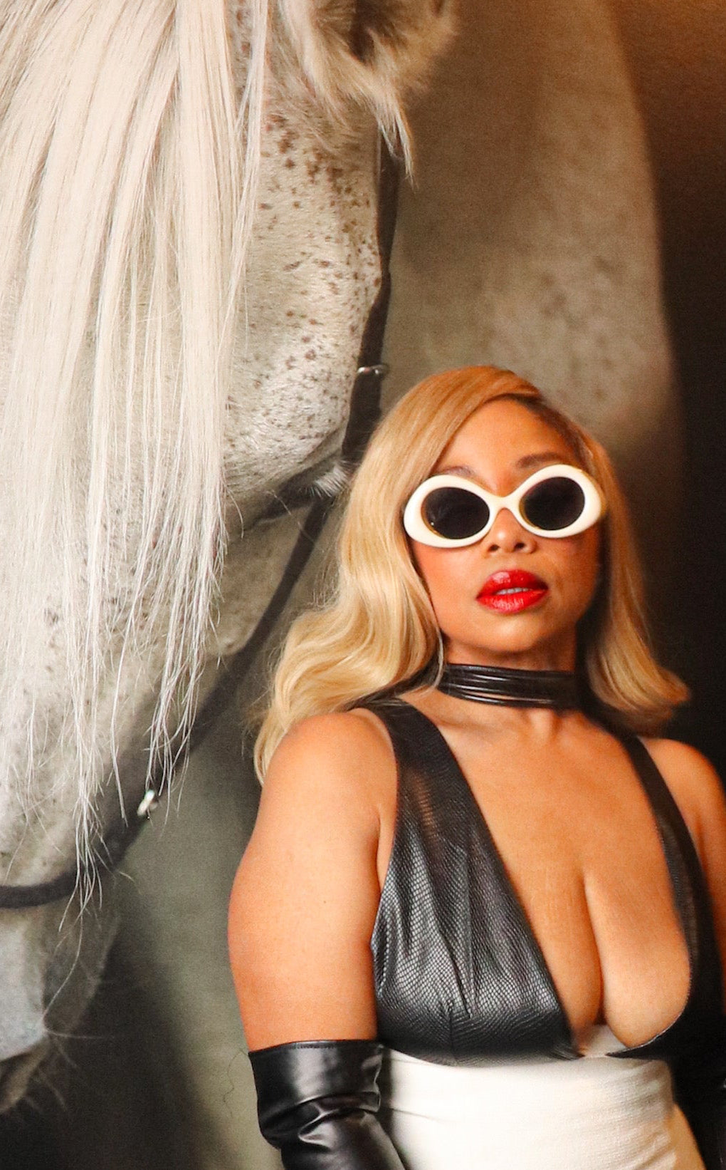 leather strap choker