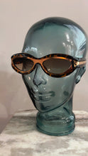 Load image into Gallery viewer, Tortoise Gold
