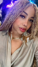 Load image into Gallery viewer, Metal fringe Hoops
